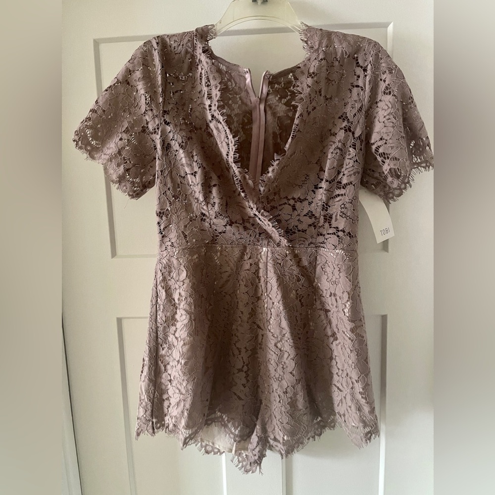 Tobi Mauve Lace Romper